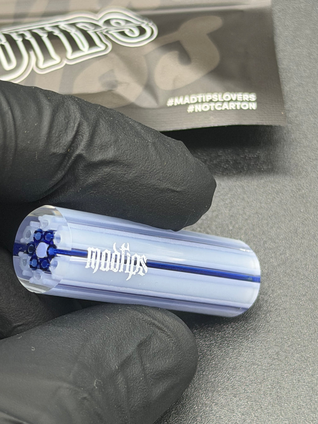 Madtips white/blue glass tip
